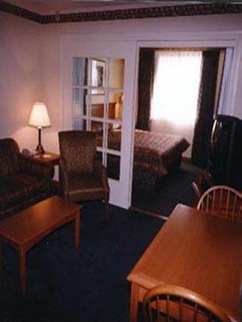 Lakeview Inns & Suites - Brandon Phòng bức ảnh