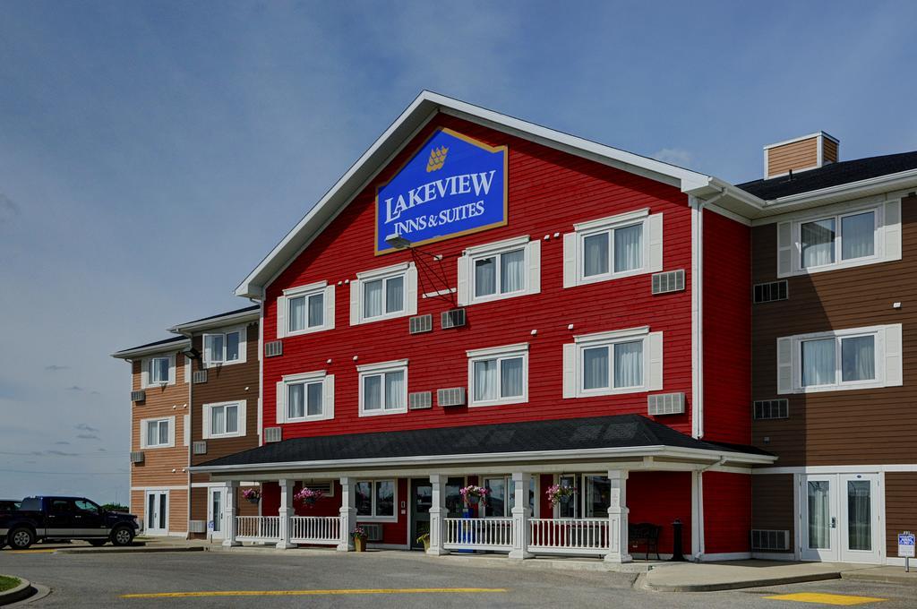 Lakeview Inns & Suites - Brandon Ngoại thất bức ảnh