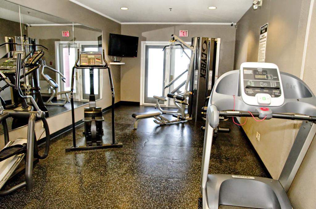 Lakeview Inns & Suites - Brandon Ngoại thất bức ảnh